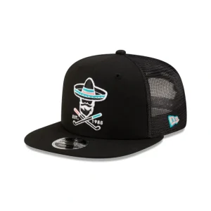 Outlet Almigos X New Era Black 9FIFTY Original Fit Trucker - KTGCaps - Baseball caps for various teams, purchased online at a discount