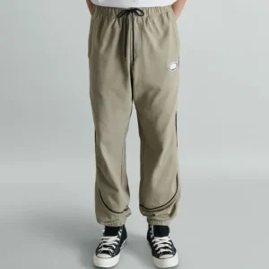 Best Brand New Era Shoreline Overland Trek Track Joggers - KTGCaps - Baseball caps for various teams, purchased online at a discount