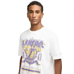 Caps* Los Angeles Lakers Sport Classics Distressed TShirt - KTGCaps - Baseball caps for various teams, purchased online at a discount