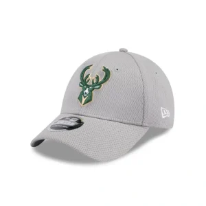 Caps* Milwaukee Bucks Gray 9FORTY StretchSnap Hat - KTGCaps - Baseball caps for various teams, purchased online at a discount