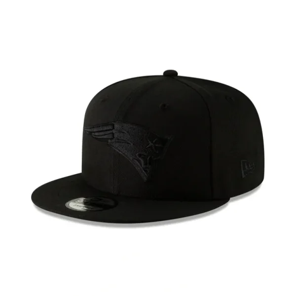 Outlet New England Patriots Basic Black on Black 9FIFTY Snapback - KTGCaps - Baseball caps for various teams, purchased online at a discount