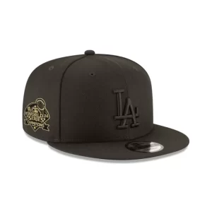 Caps* Los Angeles Dodgers World Series Champions Black on Black 9FIFTY Snapb - KTGCaps - Baseball caps for various teams, purchased online at a discount