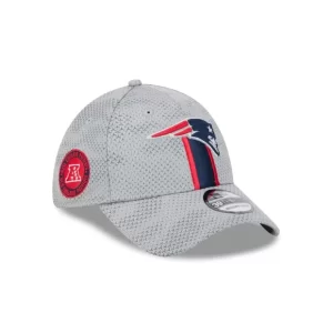 Caps* New England Patriots 2024 Sideline Gray 39THIRTY Stretch Fit Hat - KTGCaps - Baseball caps for various teams, purchased online at a discount