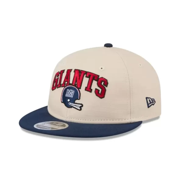 Caps* New York Giants Historic Helmet Retro Crown 9FIFTY Snapback Hat - KTGCaps - Baseball caps for various teams, purchased online at a discount